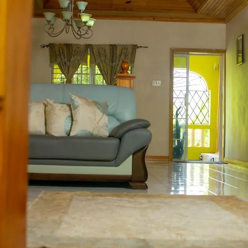 Windbreak Villa Buff Bay